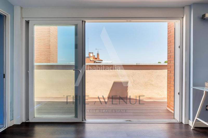 Foto 6d0d71e1-ad76-408c-a4c8-2e8d2b797707. Àtic amb calefacció aparcament piscina a Sector B Boadilla del Monte