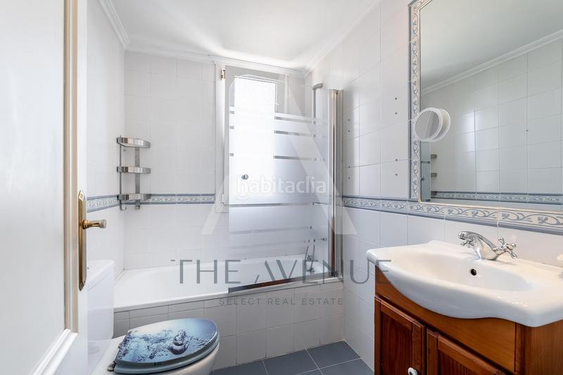 Foto 7995290e-b184-4500-8e31-6405ee27163a. Àtic amb calefacció aparcament piscina a Sector B Boadilla del Monte