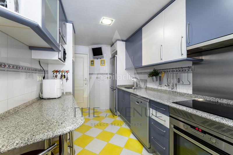 Foto db3522d8-3f14-40fc-b19a-498fd670262e. Àtic amb calefacció aparcament piscina a Sector B Boadilla del Monte