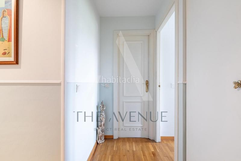 Foto e0fa6616-61fa-4a6a-b5bc-13b6b87e6dc9. Àtic amb calefacció aparcament piscina a Sector B Boadilla del Monte