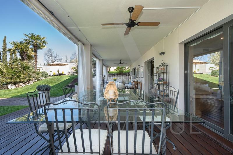 Foto 45a87c99-2afd-4a10-8e35-7e396f6ac17e. Chalet mit parking in Las Lomas Boadilla del Monte