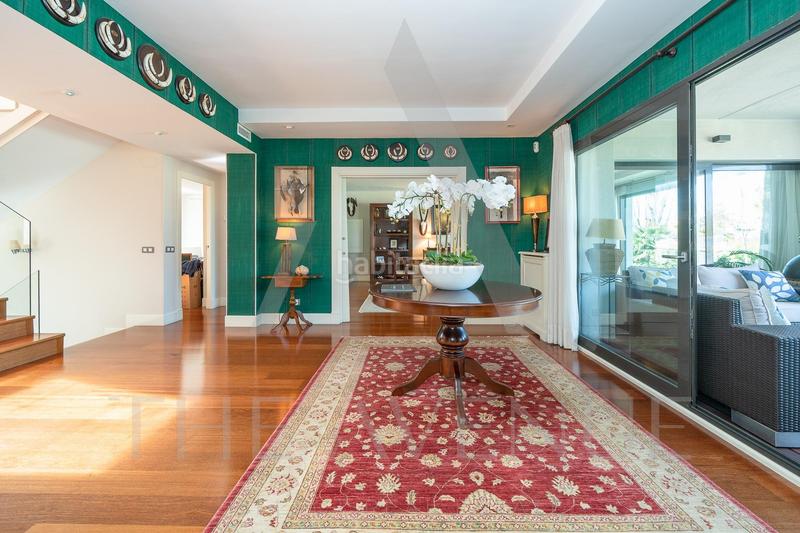 Foto 99d1664b-6710-4187-bc0c-ffd61f0c912a. Chalet con parcheggio in Las Lomas Boadilla del Monte