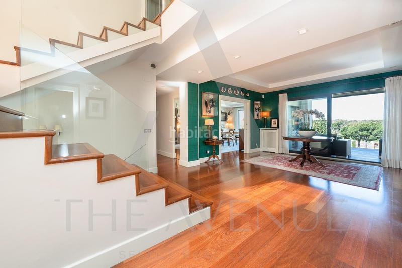 Foto ccaf91ca-9f42-4cd9-8f9e-3d3abf221c02. Chalet con parcheggio in Las Lomas Boadilla del Monte