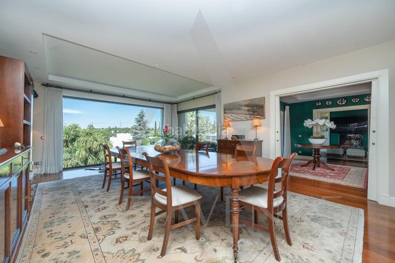 Foto e3ab7897-a67e-4386-946e-6a10a29a6d58. Chalet con parcheggio in Las Lomas Boadilla del Monte