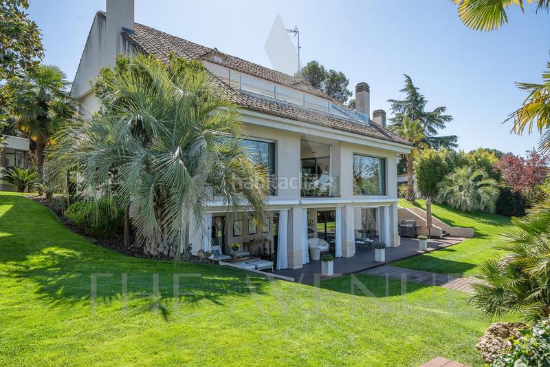 Foto e78b514d-a5fc-45c2-917c-ce97b230c306. Chalet mit parking in Las Lomas Boadilla del Monte