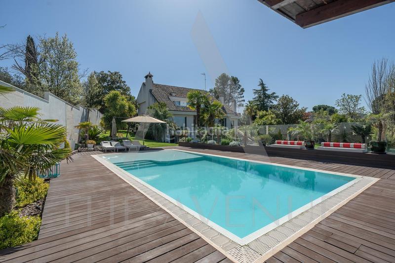 Foto ff0a74f5-1f6b-4f93-b8a2-68fbc81ba508. Chalet mit parking in Las Lomas Boadilla del Monte