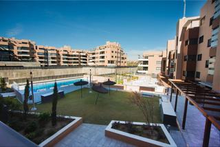 Etagenwohnung  Calle calle de luis martínez feduchi. Piso de gran formato con amplia terraza en el encinar