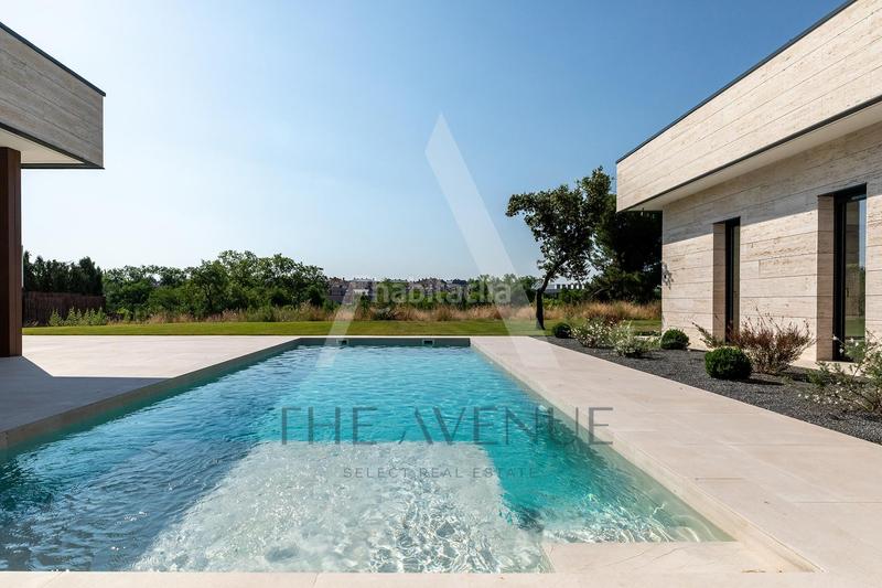 Foto a5f19497-51e5-4901-b6a0-d336acbd8cd0. Chalet avec parking piscine dans Las Lomas Boadilla del Monte