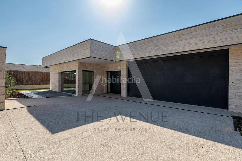 Foto ec79eb39-8717-4725-aa4f-49d43367ea00. Chalet avec parking piscine dans Las Lomas Boadilla del Monte