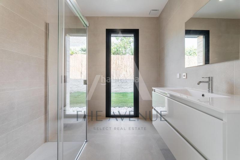 Foto f8969835-d0ce-4e80-9523-a2aea735c02b. Chalet avec parking piscine dans Las Lomas Boadilla del Monte