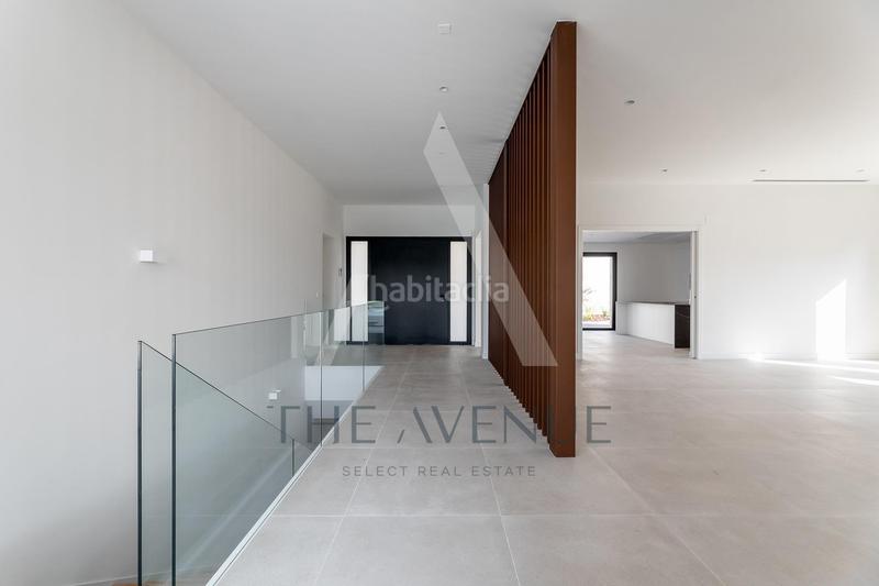 Foto 19e2ddae-034d-40e6-86a8-540aba71fa6f. Xalet amb aparcament piscina a Las Lomas Boadilla del Monte