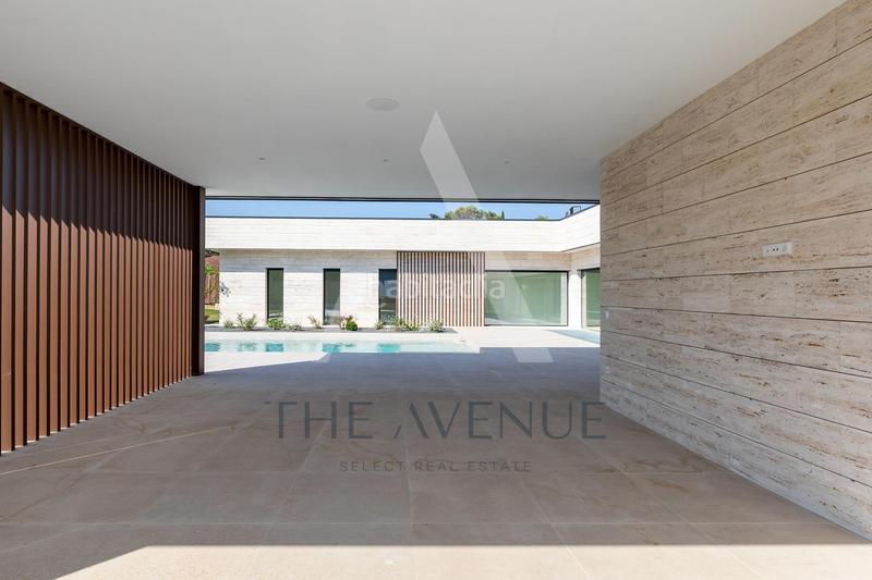 Foto f54e3cb2-6e8c-46fc-ae71-cba5b4e722ba. Xalet amb aparcament piscina a Las Lomas Boadilla del Monte