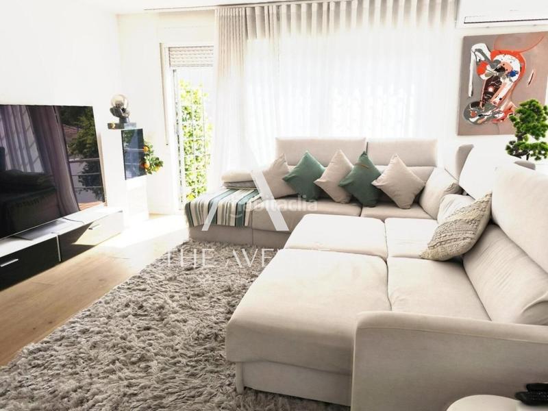 Foto dc5eeb0c-baba-4f29-b213-99305376f303. Casa pareada magnífico chalet pareado en Estación Pozuelo de Alarcón