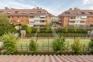 Attico  Calle alonso de ojeda. Exclusivo ático en boadilla del monte