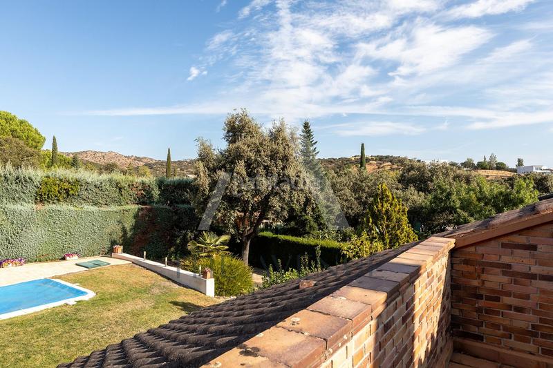 Foto 23f6ca3a-7351-4f0c-be2c-e8c37601d645. Chalet con riscaldamento parcheggio in Molino de la Hoz Rozas de Madrid (Las)