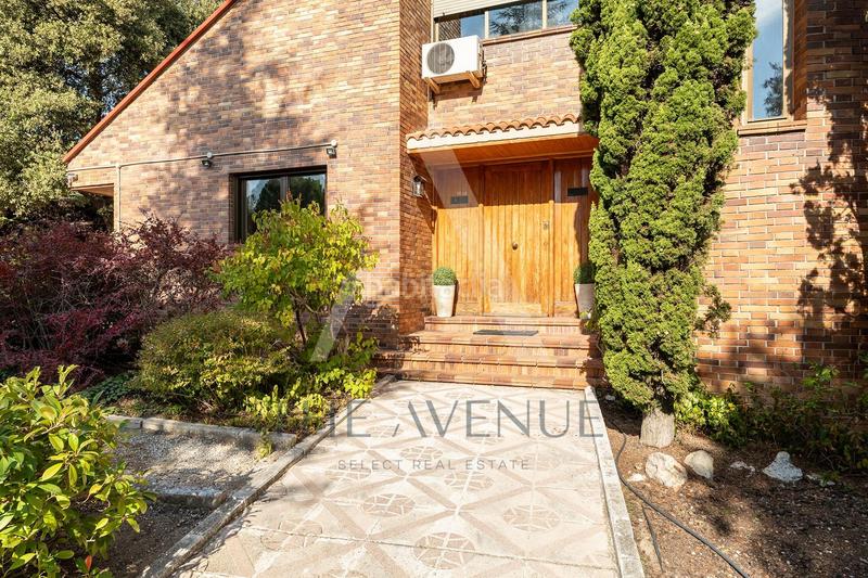 Foto 2b0444e4-f64f-4ca1-96f7-b7fdfe9fa1c1. Chalet con riscaldamento parcheggio in Molino de la Hoz Rozas de Madrid (Las)