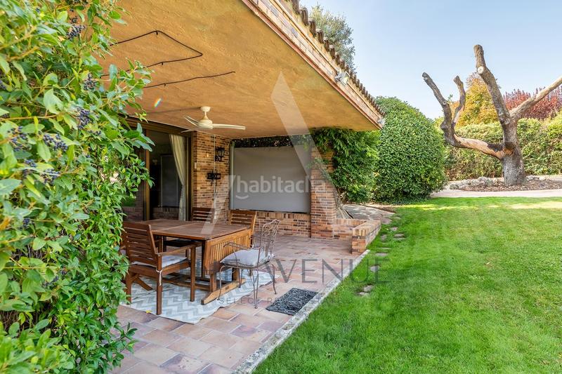 Foto 81b1dbb5-26ff-4d88-8d7e-fc7d8b1acad3. Chalet con riscaldamento parcheggio in Molino de la Hoz Rozas de Madrid (Las)