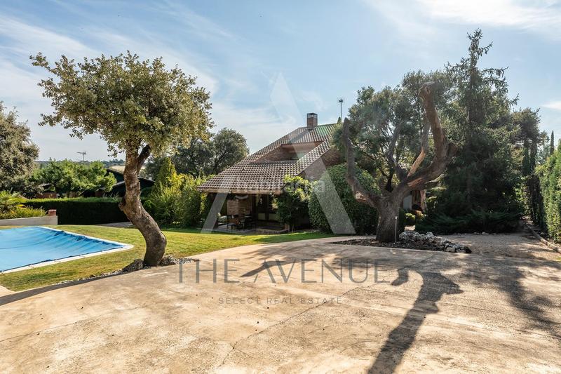 Foto e8a131f6-318c-4942-83f0-f0fea07c5bc4. Chalet con riscaldamento parcheggio in Molino de la Hoz Rozas de Madrid (Las)