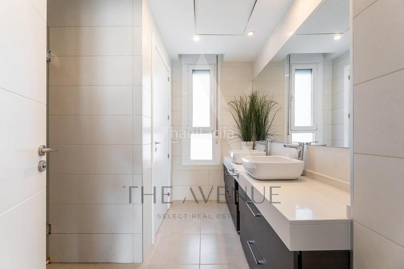 Foto 29f328aa-0ac9-4759-a291-da26971ef4ca. Reihenhaus mit heizung parking pool in Los Satélites-Roza Martín Majadahonda