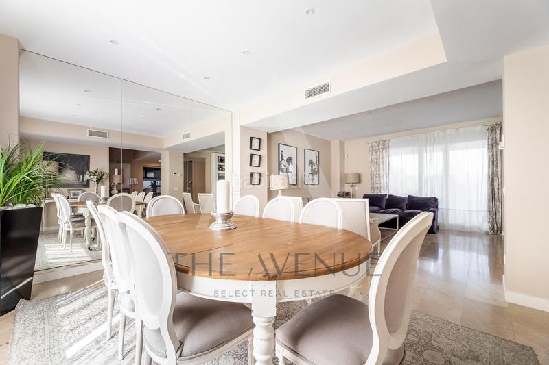 Foto 3b0e70f7-6061-4baf-a090-3c9271a491b7. Reihenhaus mit heizung parking pool in Los Satélites-Roza Martín Majadahonda