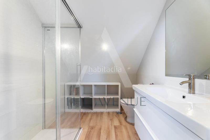 Foto 54765a63-743c-410f-8657-572c6884aa0d. Reihenhaus mit heizung parking pool in Los Satélites-Roza Martín Majadahonda