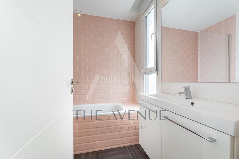 Foto 7b846344-323a-4afa-9318-68c3d9042c3b. Reihenhaus mit heizung parking pool in Los Satélites-Roza Martín Majadahonda