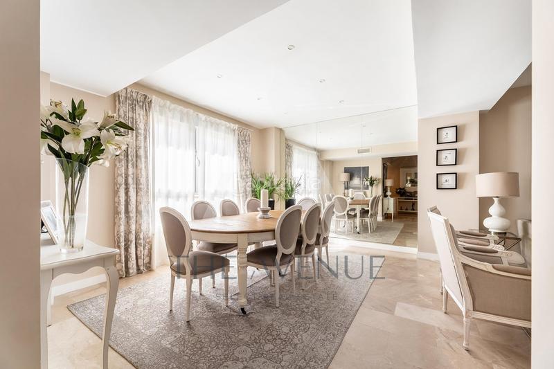 Foto 8adbc0b5-48e9-4e1b-8b7f-473a15875093. Reihenhaus mit heizung parking pool in Los Satélites-Roza Martín Majadahonda