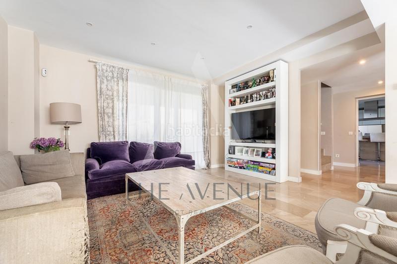 Foto 8c255d25-7ec4-4f52-9d43-6d667b3824e1. Reihenhaus mit heizung parking pool in Los Satélites-Roza Martín Majadahonda