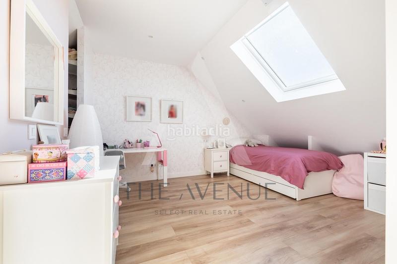 Foto a18790c4-2444-4174-a374-b193dd772052. Reihenhaus mit heizung parking pool in Los Satélites-Roza Martín Majadahonda