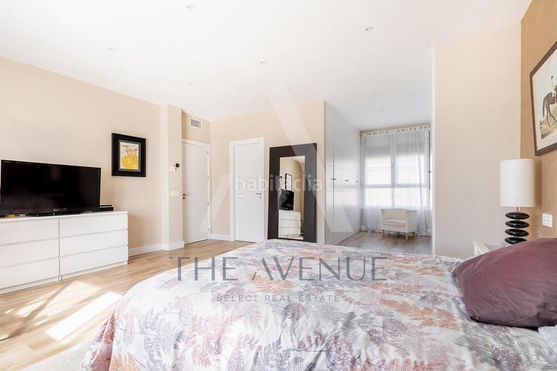 Foto b273a6a0-8029-4743-9a96-bbc6beedd5da. Reihenhaus mit heizung parking pool in Los Satélites-Roza Martín Majadahonda