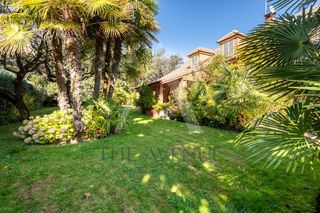Haus  Calle del camino real. Chalet independiente con piscina y jardín consolidado