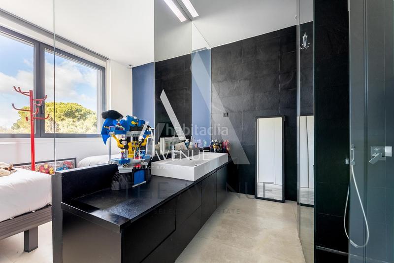 Foto adbebf93-5d13-45c8-ad62-4f6b8a586d2d. Chalet con parcheggio piscina in Valdecabañas Boadilla del Monte