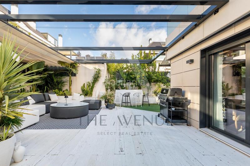 Foto 5dd3de86-3345-4965-8744-bd8e132be690. Duplex avec parking dans Valenoso Boadilla del Monte