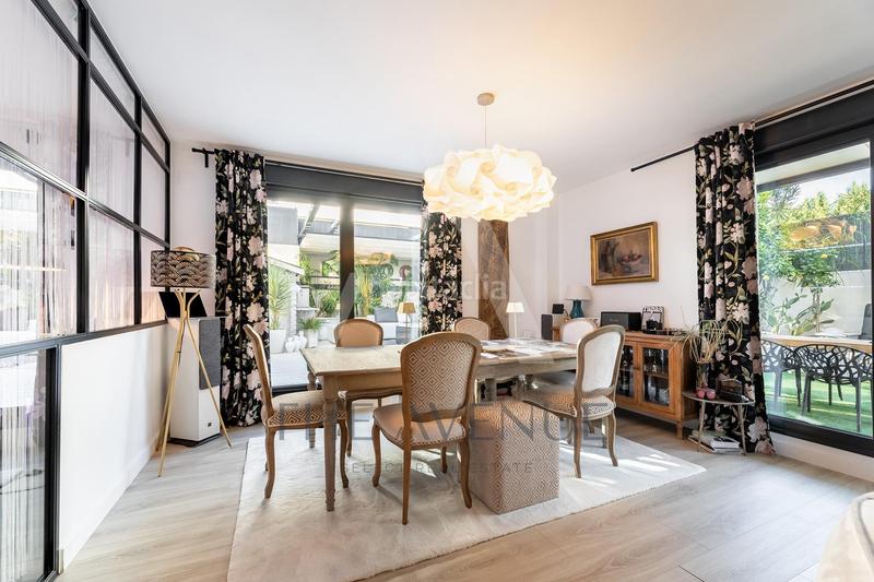 Foto b8e0872b-69c9-4405-8cbc-baa6ad3185c0. Duplex avec parking dans Valenoso Boadilla del Monte