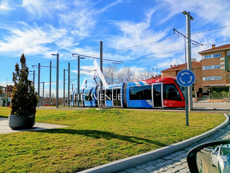 Foto e49b2e3e-4181-4d4d-b442-2719e0438418. Terreny residencial a Sector S Boadilla del Monte