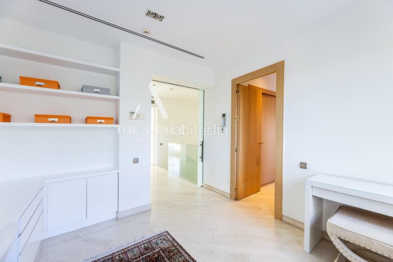 Foto 586155d8-3823-4ca0-b9e0-f9f2bbf9babe. Chalet with heating parking pool in La Finca Pozuelo de Alarcón