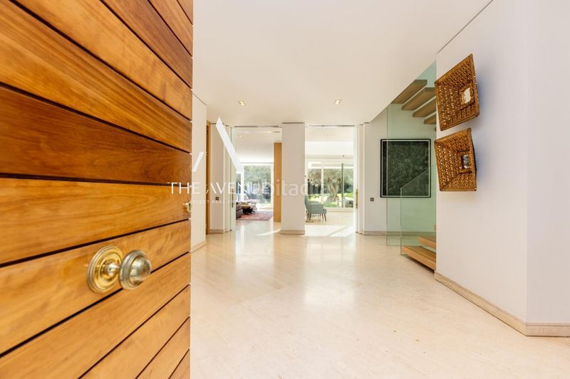 Foto b969c5c0-0e53-4f79-a6f8-6c36d1abbd1c. Chalet with heating parking pool in La Finca Pozuelo de Alarcón