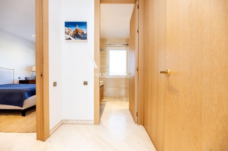 Foto f766d909-cd51-4a1b-b054-d45400579f08. Chalet with heating parking pool in La Finca Pozuelo de Alarcón