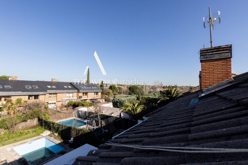 Foto bd4f33e8-c012-450b-9f99-84705dd33a7b. Casa adossada amb calefacció aparcament piscina a Rozas de Madrid (Las)
