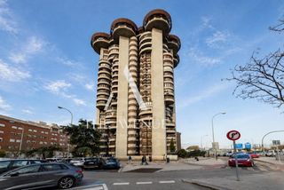 Oficina a Avenida de américa 37. Venta de exclusiva oficina en edificio torres blancas