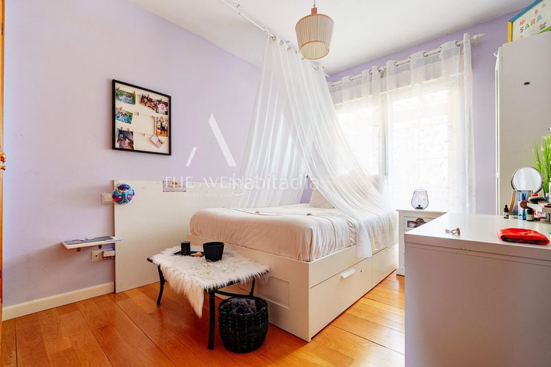 Foto f7c51c72-d32c-426d-b36f-0c4cef88012a. Chalet con parcheggio in El Bosque Villaviciosa de Odón