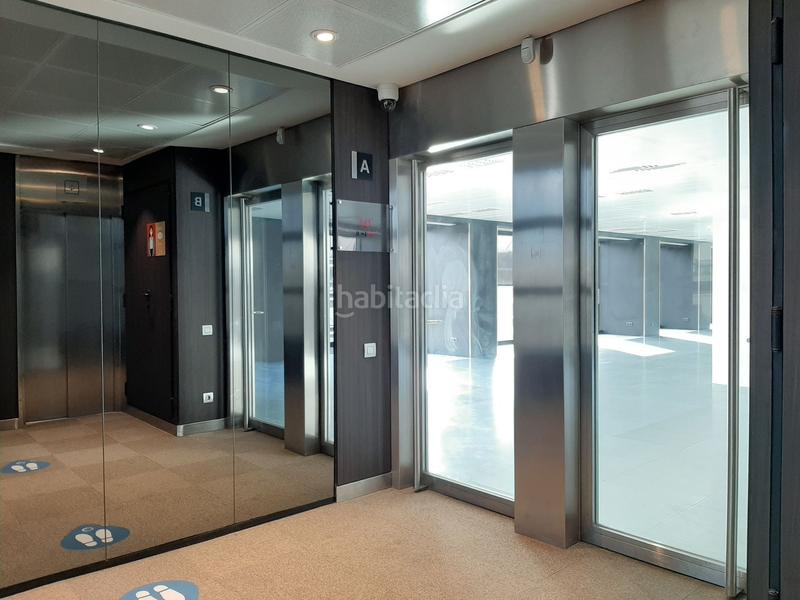 Foto 6945020c-e723-4e97-99bd-4a3e7b76a579. Rent office space with heating in Barri de les Corts Barcelona