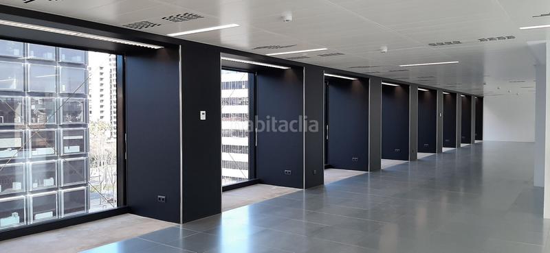 Foto 75c2f69c-bc16-4d3d-a218-a19e1f103e7e. Rent office space with heating in Barri de les Corts Barcelona