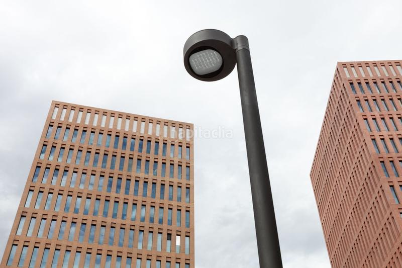 Foto 44d0bc0b-f374-45c4-997a-aef06d0295ae. Affitto ufficio con riscaldamento in Santa Eulàlia Hospitalet de Llobregat (L´)