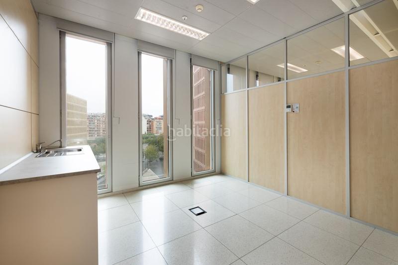 Foto 4de1d301-9a51-4443-92c9-2e72116ad8f8. Location bureau avec chauffage dans Santa Eulàlia Hospitalet de Llobregat (L´)