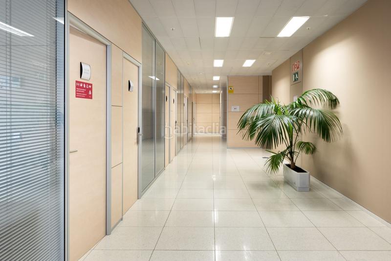 Foto ac95a1ca-679d-4e5b-8a4e-eac0453b539f. Location bureau avec chauffage dans Santa Eulàlia Hospitalet de Llobregat (L´)