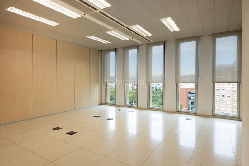 Foto 19b7f98f-ed28-4530-8b88-93f25e04967e. Rent office space with heating in Santa Eulàlia Hospitalet de Llobregat (L´)