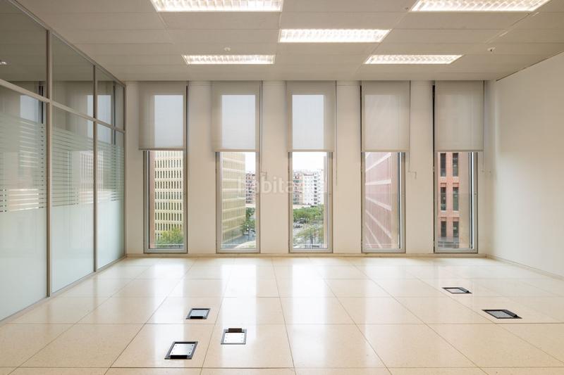Foto 555035d9-8042-4d8e-a70e-fc1cfd1685d0. Rent office space with heating in Santa Eulàlia Hospitalet de Llobregat (L´)