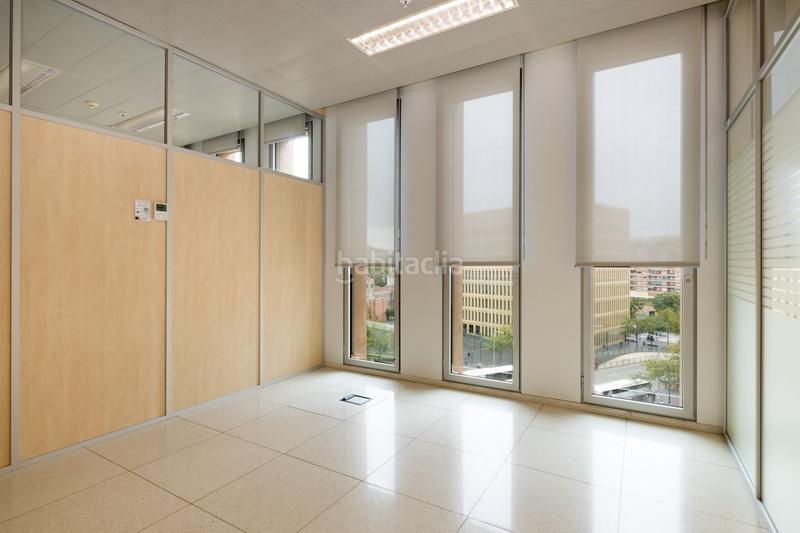 Foto 5c91c1e7-f761-45aa-ae9a-6762b17f5816. Rent office space with heating in Santa Eulàlia Hospitalet de Llobregat (L´)