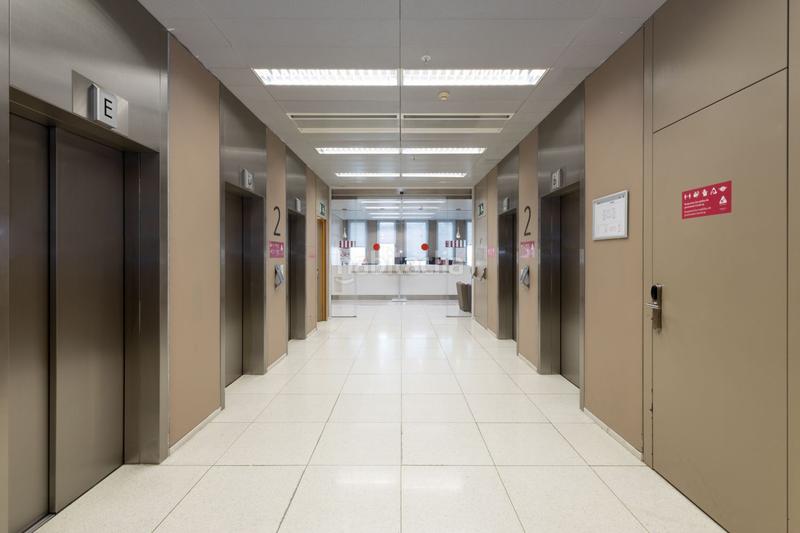 Foto 8789c4d1-fd59-4f35-883f-b4a107e6d6d4. Location bureau avec chauffage dans Santa Eulàlia Hospitalet de Llobregat (L´)